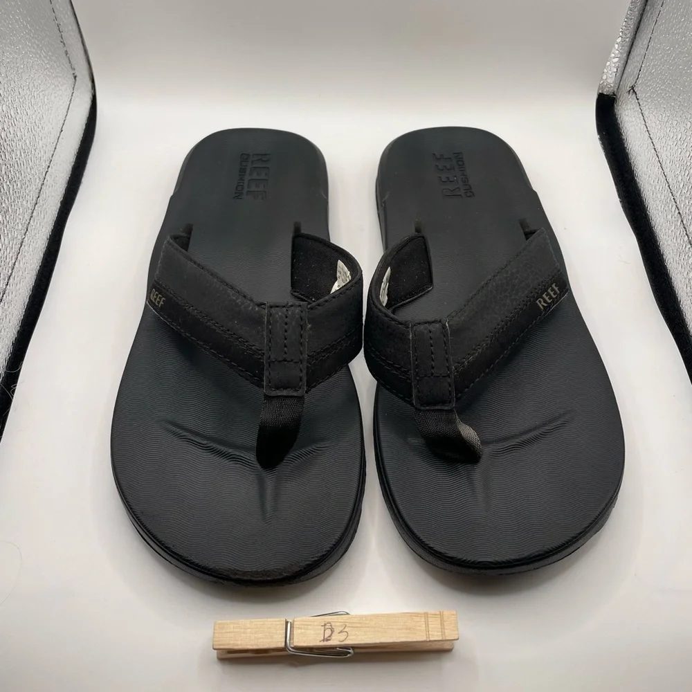 Reef Cushion Men's Black Sandals size 7